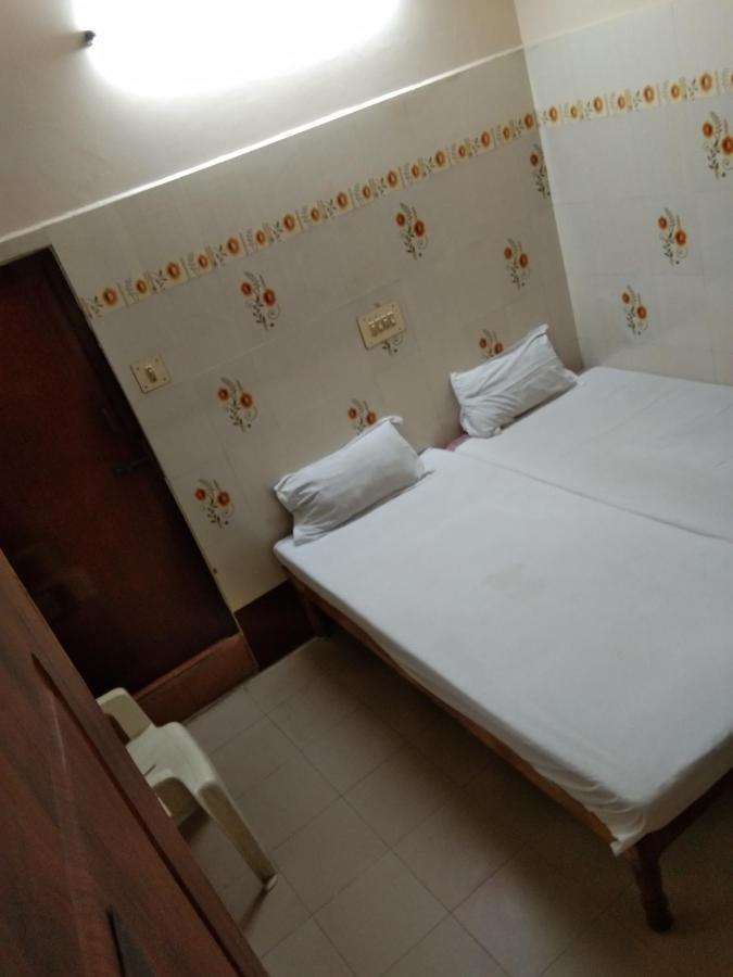 Hotel Sriram Lodge Tirupati Dış mekan fotoğraf